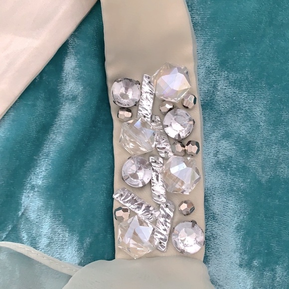 J.HOAGLUND s 6 light green ruffle cocktail party dress with Swarovski crystals - Picture 5 of 9